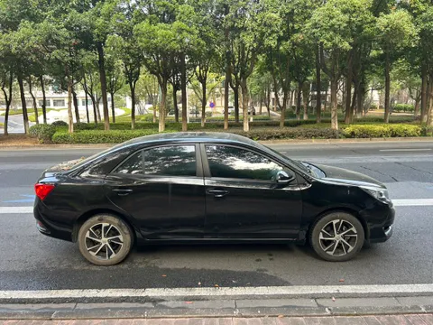 Zotye Z360