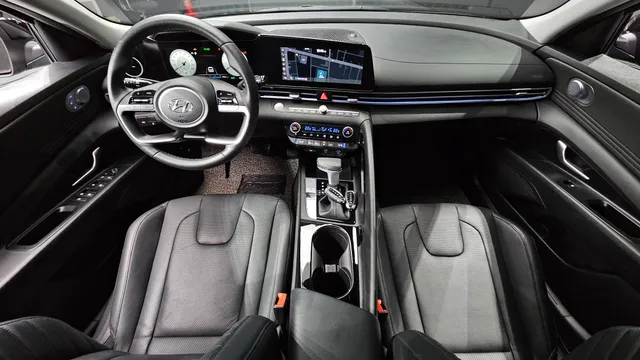 Hyundai Elantra (Avante)