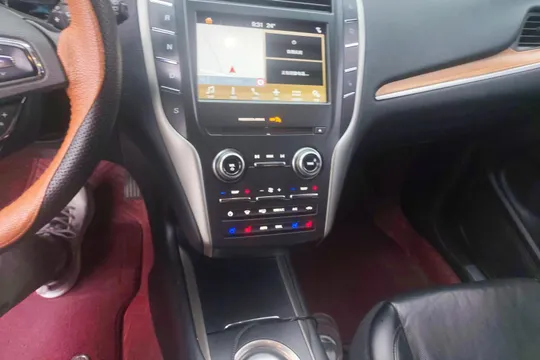 Lincoln MKC