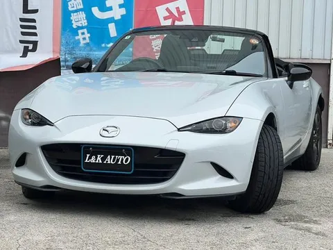 Mazda MX-5 (Roadster)