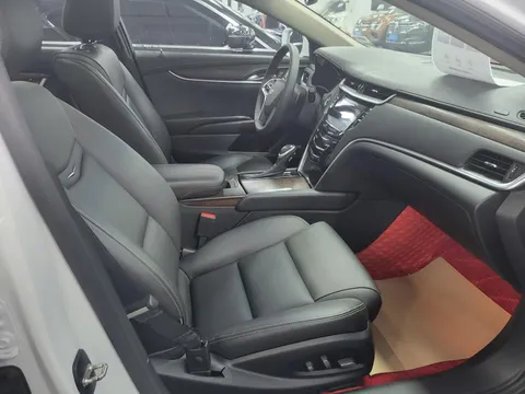Cadillac XTS