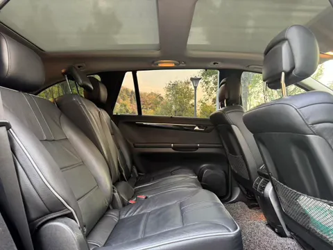 Mercedes-Benz R-Class