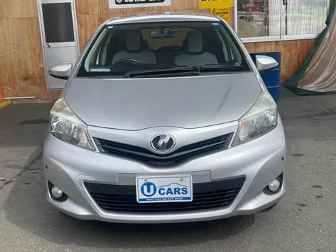 Toyota Yaris (Vitz)