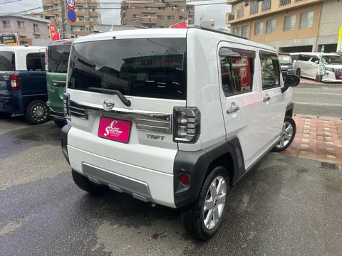 Daihatsu Taft