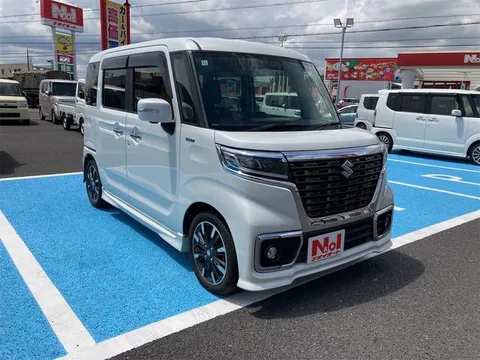 Suzuki Spacia Custom
