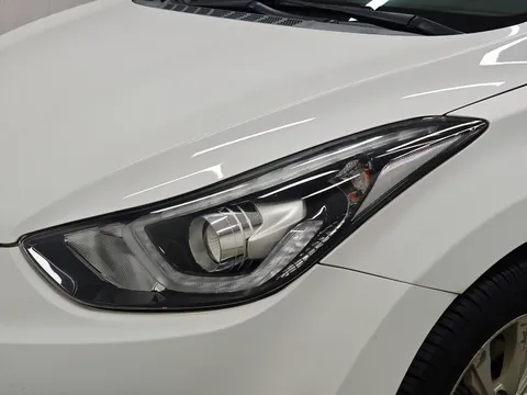 Hyundai Elantra (Avante)