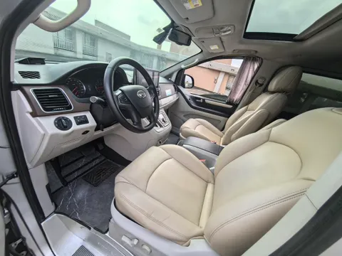 Maxus G10