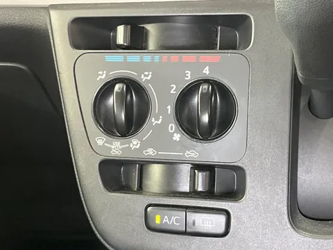 Daihatsu Mira Tocot
