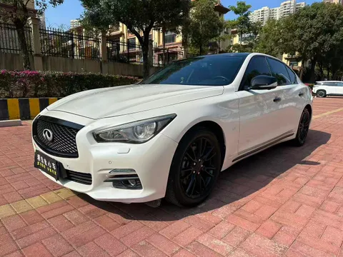 Infiniti Q50L
