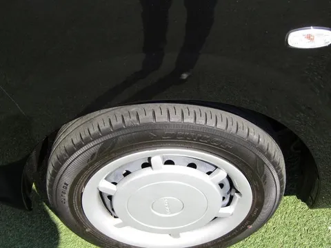 Daihatsu Mira Tocot
