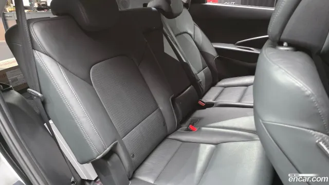 Hyundai Grand Santa Fe (Maxcruz)
