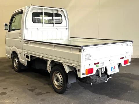Nissan Clipper Truck