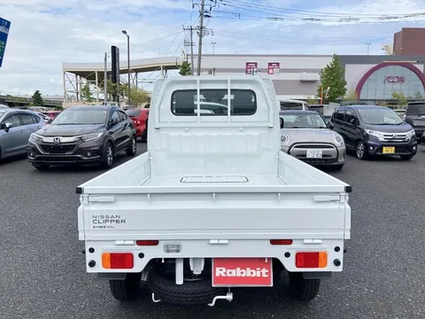 Nissan Clipper Truck