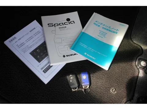 Suzuki Spacia Custom