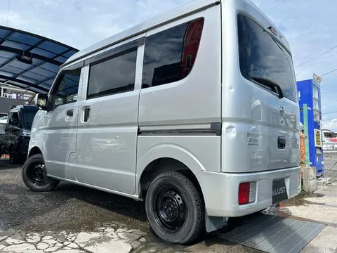 Nissan Clipper