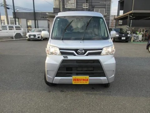 Daihatsu Atrai Wagon