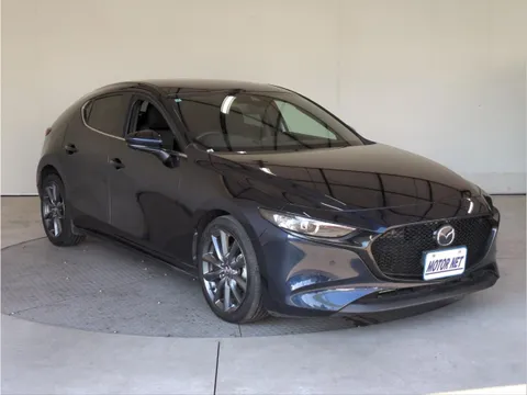 Mazda MAZDA3 Fastback