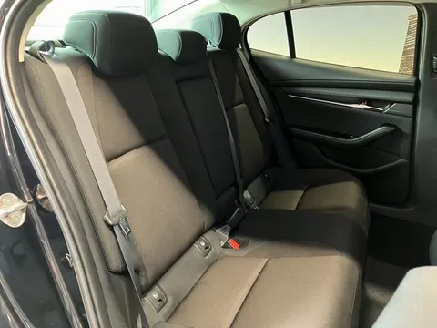 Mazda MAZDA3 Sedan