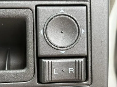 Nissan Rasheen