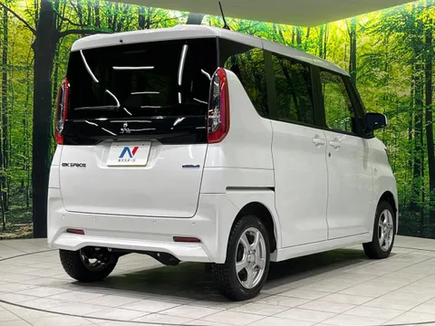 Mitsubishi eK Space