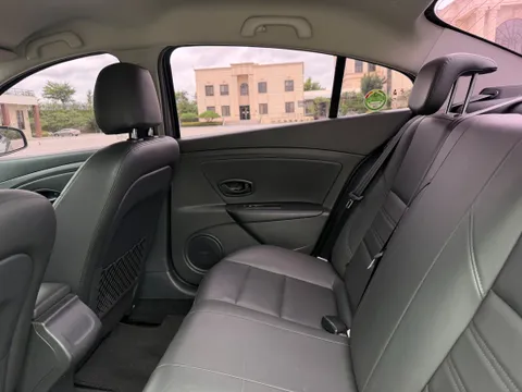 Renault SM3