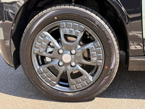 Mitsubishi Delica Mini