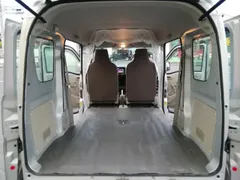 Mitsubishi Minicab Van