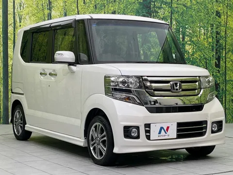Honda N-BOX Custom