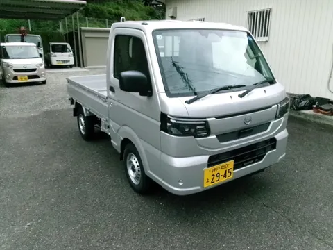 Nissan Clipper Truck