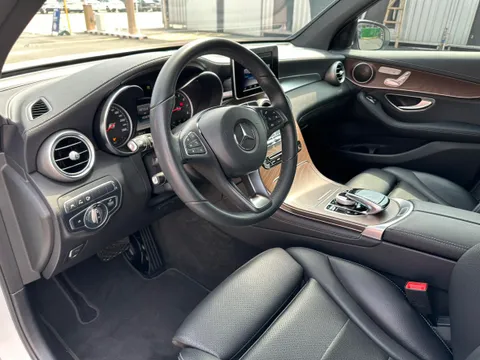 Mercedes-Benz Mercedes-Benz GLC
