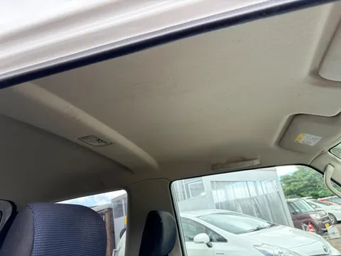Nissan KIX