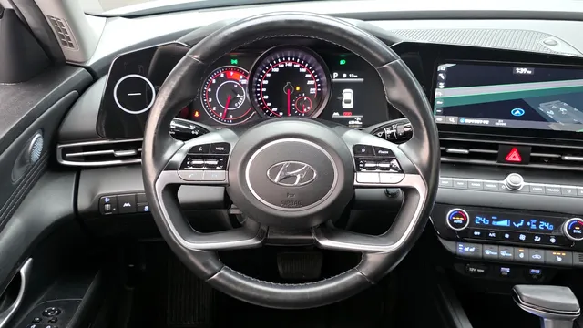 Hyundai Elantra (Avante)