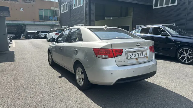 Kia Cerato (Forte)