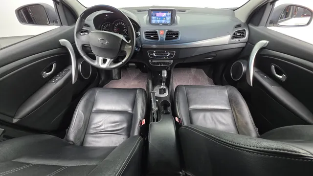 Renault SM3