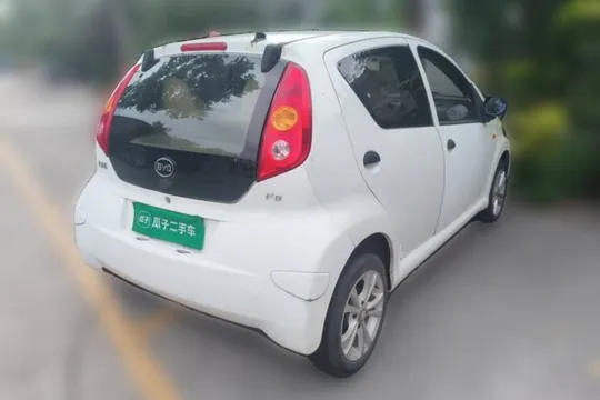 BYD F0