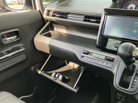 Suzuki Wagon R Stingray