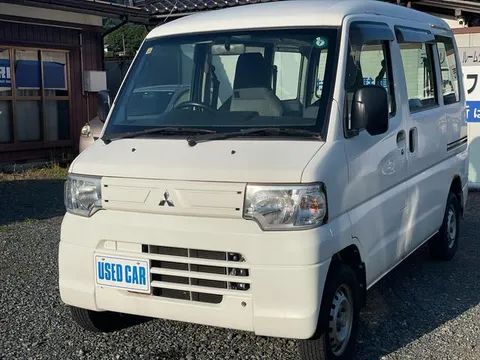 Mitsubishi Minicab Van