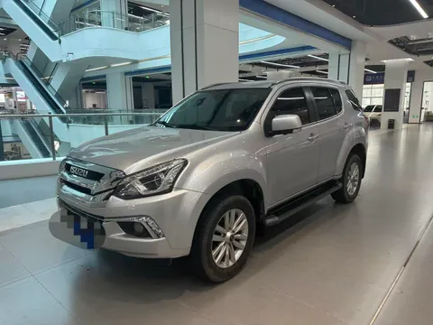 Isuzu mu-X