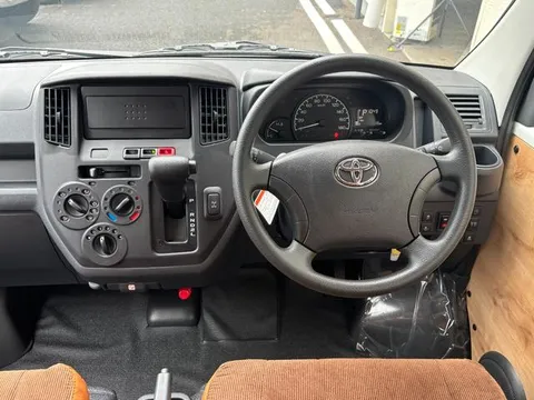 Toyota TownAce Van