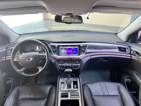 Gac GS8