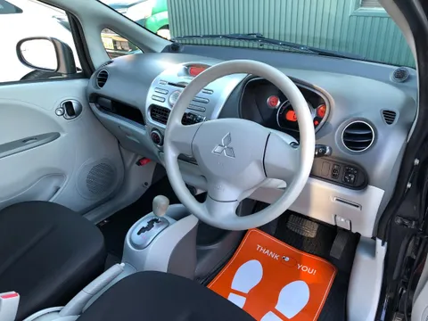 Mitsubishi I
