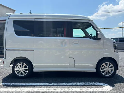 Mitsubishi Town Box