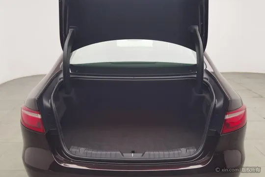 Jaguar XFL