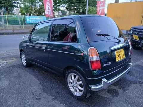 Daihatsu Mira Gino