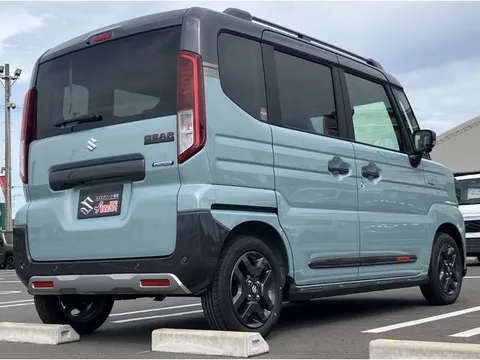 Suzuki Spacia Gear