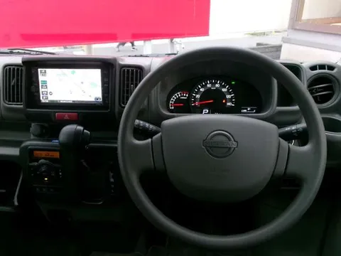 Nissan Clipper