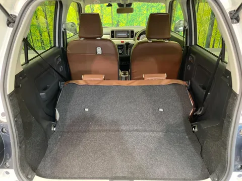 Daihatsu Mira Tocot