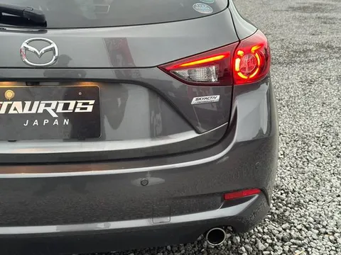 Mazda Axela Sport