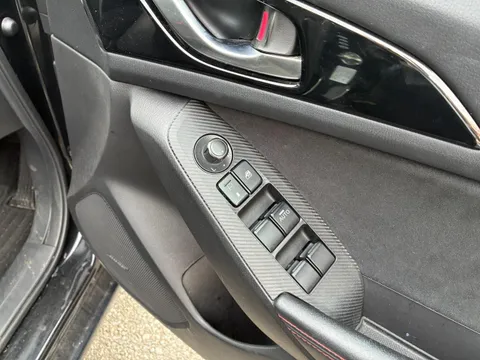 Mazda Axela Sport
