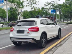 Mercedes-Benz Mercedes-Benz GLA